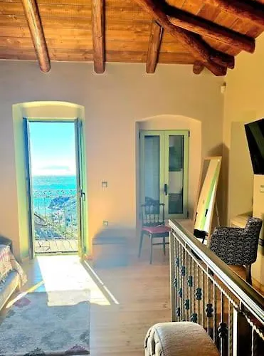 Vista Del Mar Mansion